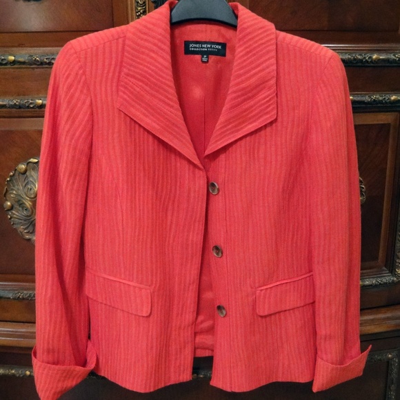 Jacket - Picture 2 of 4